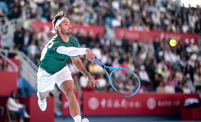 姆錫迪在中銀香港網球公開賽2026單打決賽中頑強拼博，但最終不敵布力克。