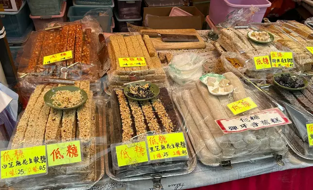 本地糖點。巴士的報記者攝