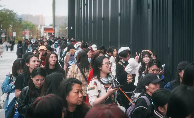 內地人氣歌手周深於啟德主場館舉行跨年演唱會