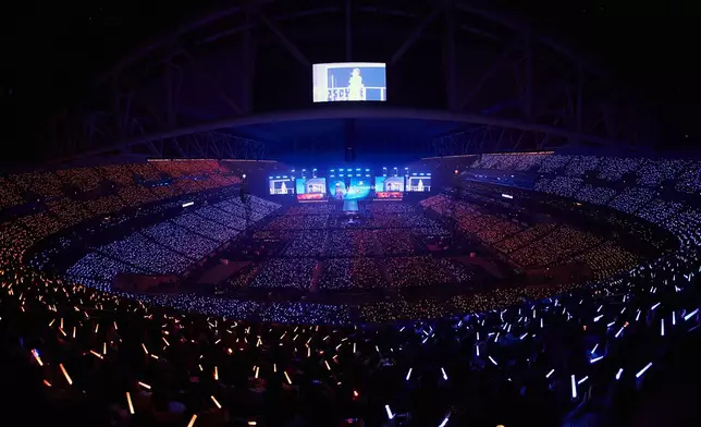 內地人氣歌手周深於啟德主場館舉行跨年演唱會。周深工作室提供圖片