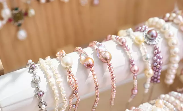 售賣純銀天然淡水及海水珍珠首飾