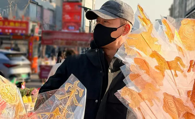 張馨月微博圖片