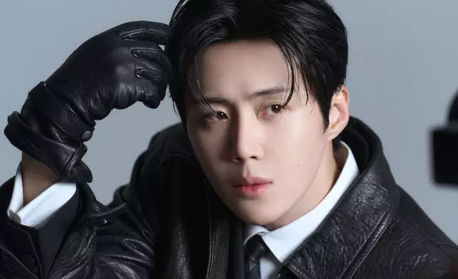 隨著風波發酵，所屬社Fantagio急發聲明澄清。金宣虎官方X圖片