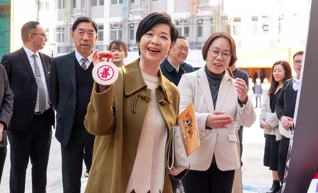 何永賢 Winnie Ho FB