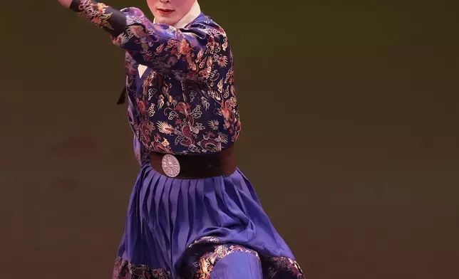 嶄新粵劇《新龍門客棧》載譽重演