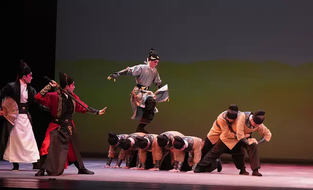 嶄新粵劇《新龍門客棧》載譽重演