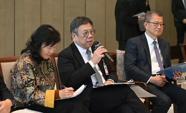 立法會前廳交流會。商務及經濟發展局FB