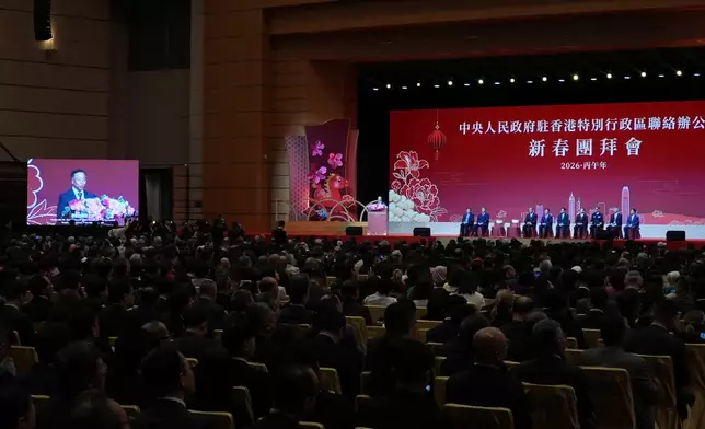 駐港公署特派員崔健春發表講話。巴士的報記者攝