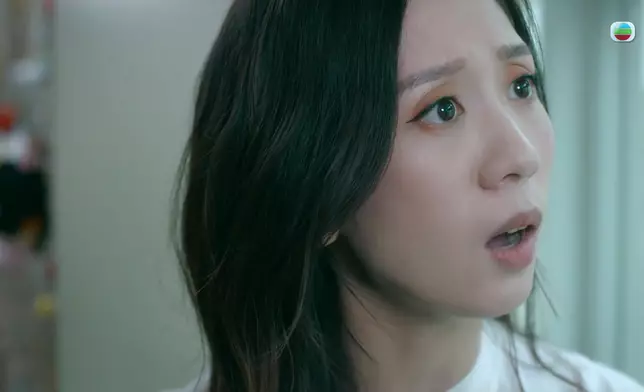 角色精神不穩狀態痕跡到處可見。