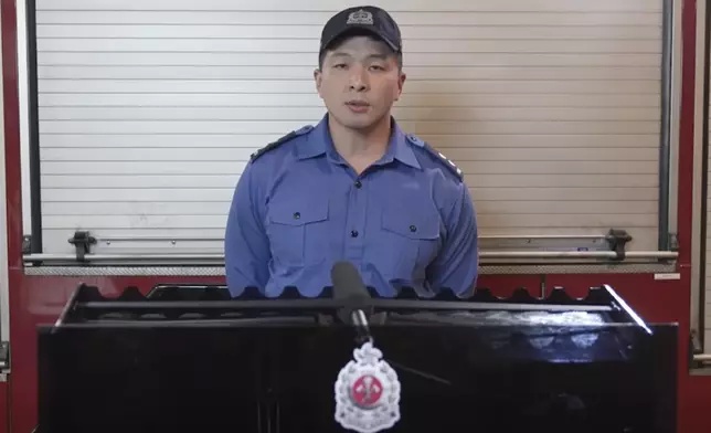 消防處消防隊長梁楠卓交代詳情。消防處FB