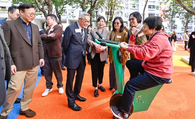 乙明邨的休憩設施「跨代共融遊樂空間」。