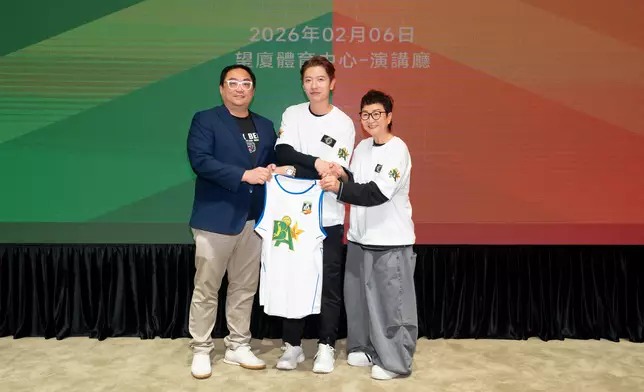 官宣儀式上，大會向隊長高鈞賢送贈15號球衣，象徵領軍角色正式確立。