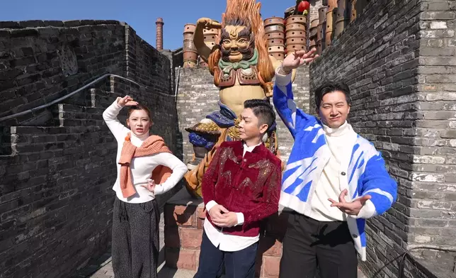 Sophie同GM兩個都咁浮誇又咁鍾意講爛Gag，真係好襯。