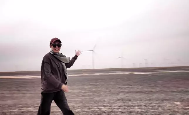 陳貝兒到甘肅瓜州的「風電王國」。