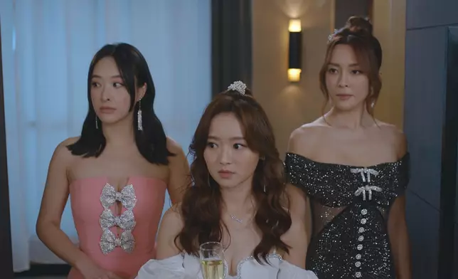 陳瀅呢個Look性感得嚟有啲低調，好殺食。