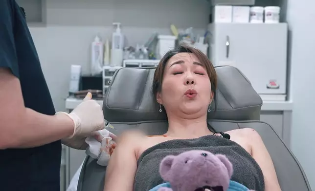 看Ada的表情就知道女仕愛美可以去到幾盡。