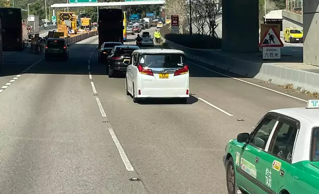 現時上址交通繁忙。FB圖片