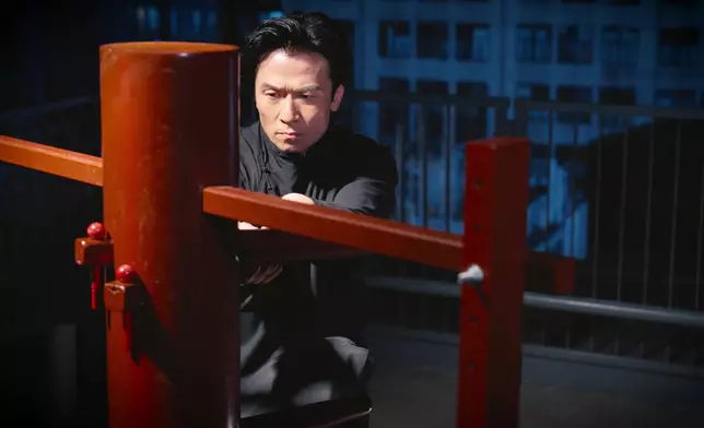 唐文龍真係愈嚟愈有味道，好型。