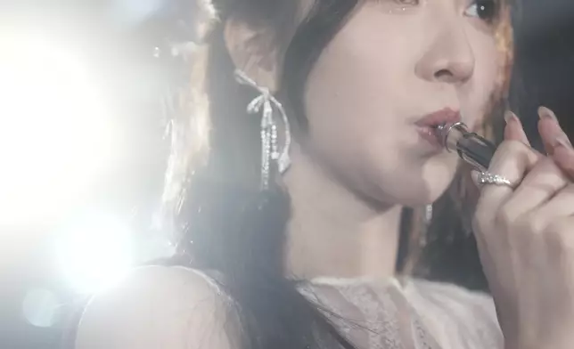 無綫IP劇集《十月初五的月光》、《使徒行者》、《溏心風暴》、《巾幗梟雄之義海豪情》經典畫面+重新演繹的主題曲MV大放送，勢掀回憶殺。