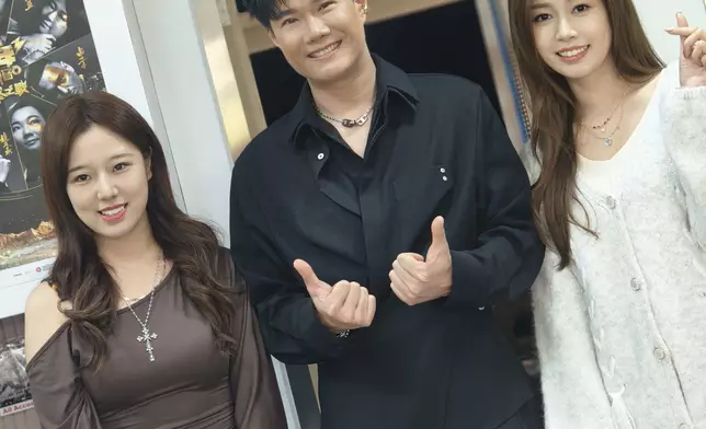 新歌MV有女神李芷晴及賴佩琳助陣。