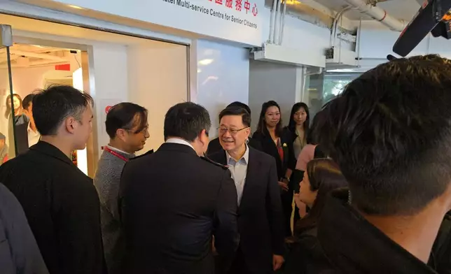 巴士的報記者攝