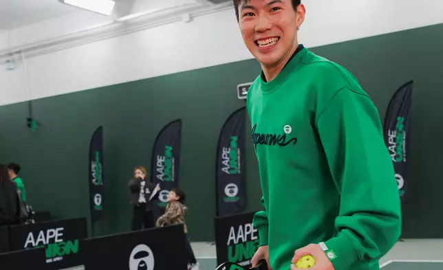 香港男子羽毛球代表李卓耀