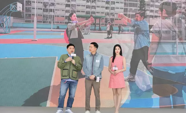 葉念琛、黃大仙民政事務專員胡鉅華先生, JP、倪樂琳