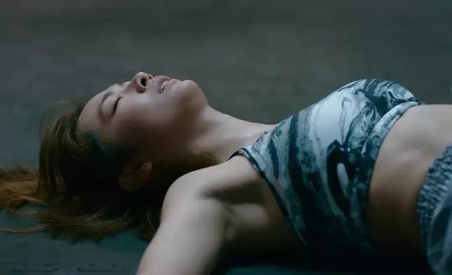 周百恩嘅「肉緊青筋」好搶戲。