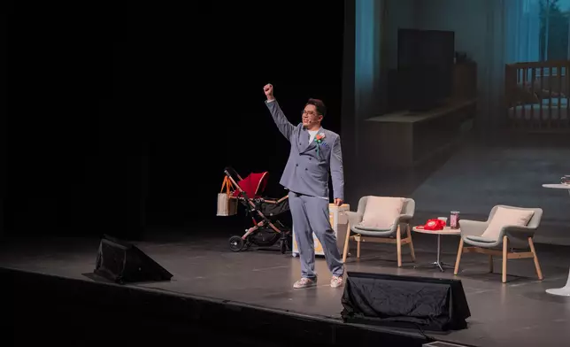 Kay將家長育兒路上的甜酸苦辣變成笑料，由小朋友起身返學、食飯、做功課到沖涼瞓覺，將每個痛點化為笑點，令台下觀眾笑聲不斷！