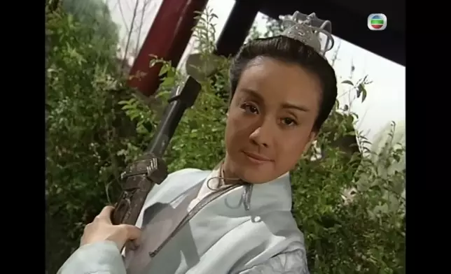 蓋鳴暉反串飾演龍陽君。