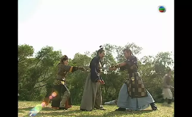 項少龍與善柔合力擊殺嚴平。