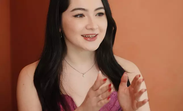 何詠多大讚周嘉洛好靚仔，是她喜歡的男生類型。