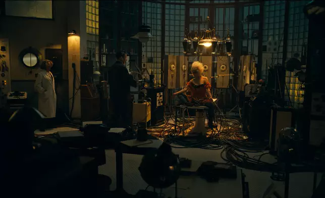 《闇黑新娘！》劇照