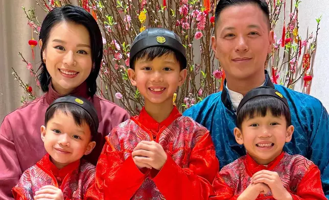 胡杏兒一家五口