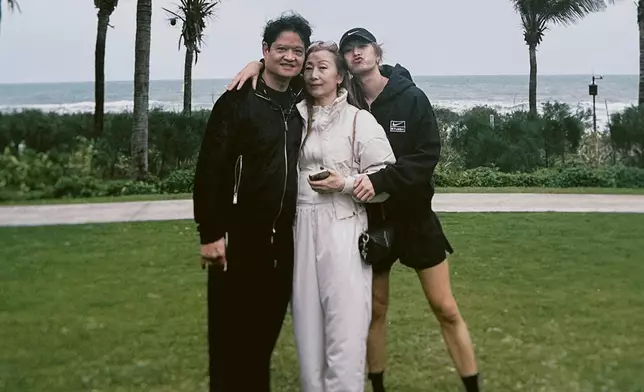 Jackson與父母感情非常好。