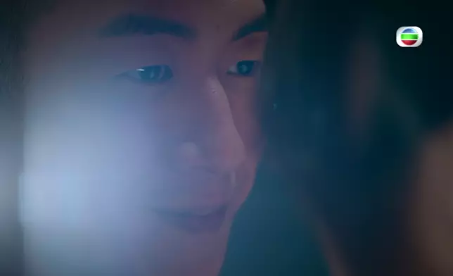 阿東嘅眼神係咪好複雜呢？