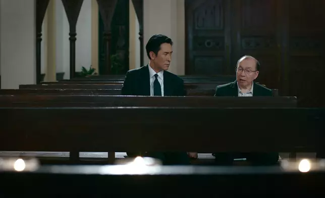 馬德鐘查案時，無意間發現自己身世。