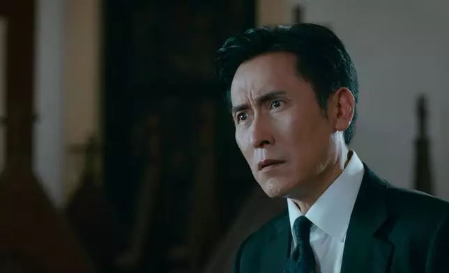 德鐘得知真相後，幾近崩潰。