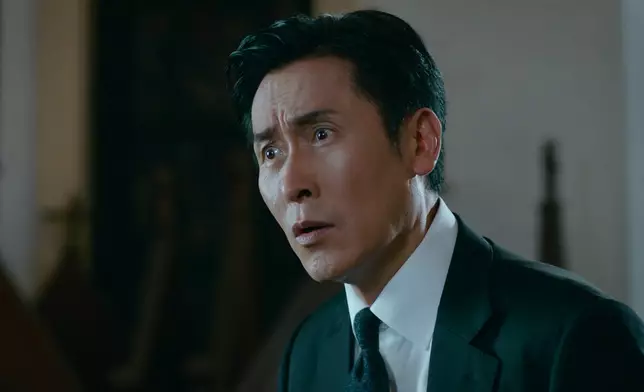 德鐘得知真相後，幾近崩潰。