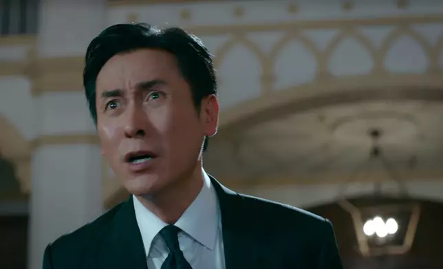 德鐘得知真相後，幾近崩潰。