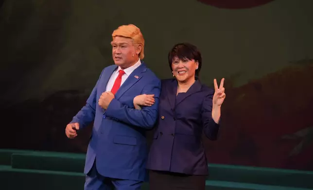 《粵劇特朗普4.0》台上演出（當代粵劇團提供）