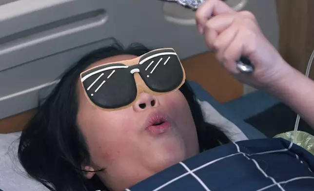 Alex看到效果後的反應頗大。