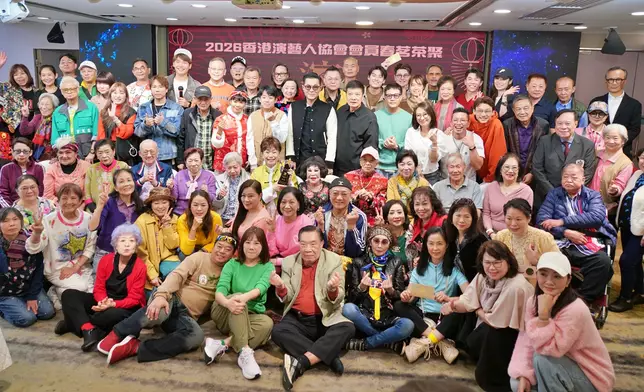 演藝人協會春茗，逾過百藝人出席