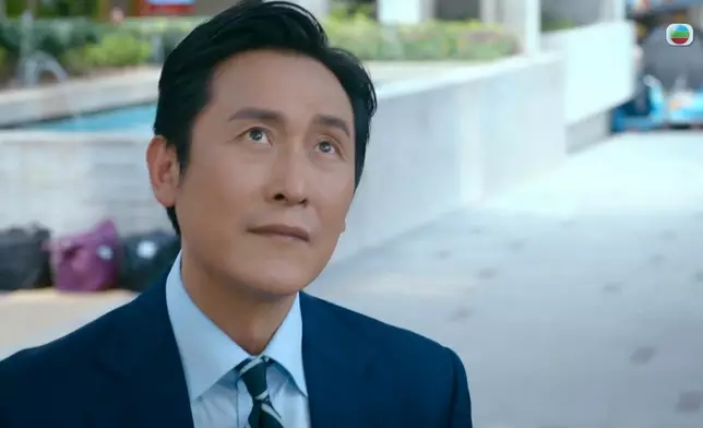 呢個彩蛋好有心思，完美round up咗「現代包青天」呢個concept。