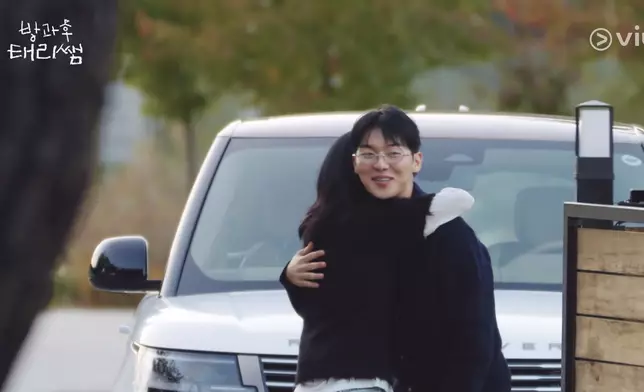 崔顯旭擔任助教。Viu提供圖片