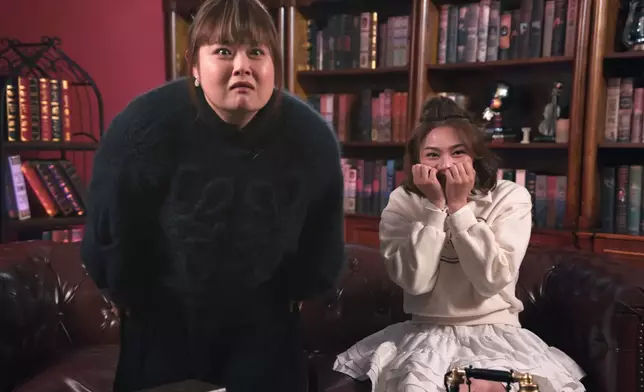 陳嘉佳（左）、關嘉敏對Ada跟Jason的表現感難以置信。