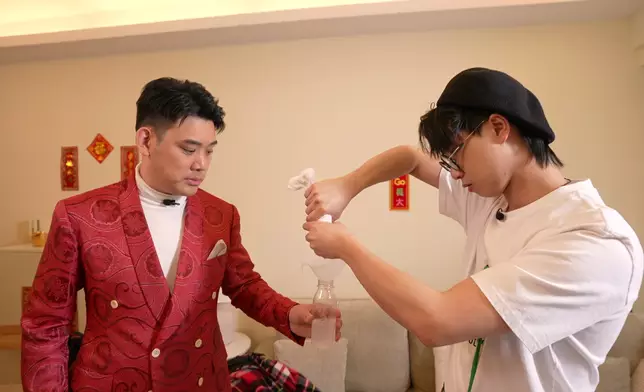 周璞初教用「十臭水」催丁。