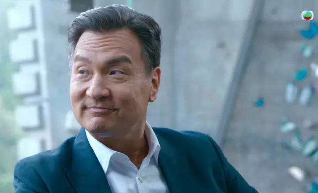 PC無論如何都選擇相信下屬嘅人設真係好討好，期待日後更多佢同阿東嘅互動。