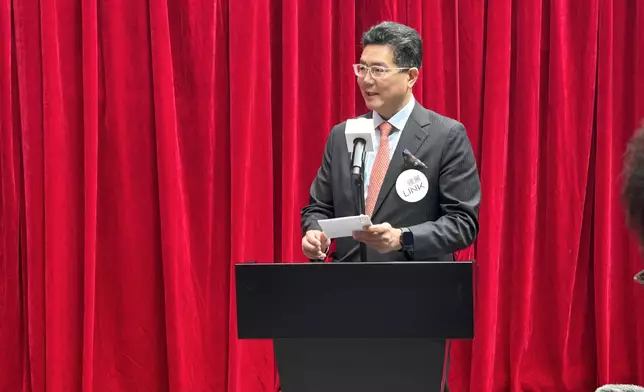 領展首席企業發展總裁譚承蔭。