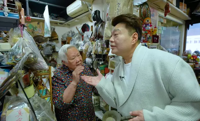 連打手板都玩埋，同祥師兄好有火花。